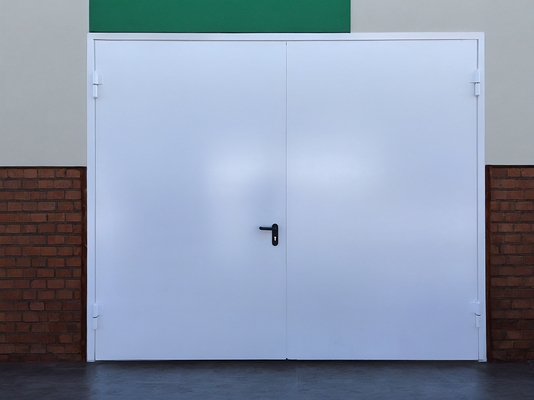 Белые огнестойкие ворота Белые огнестойкие ворота